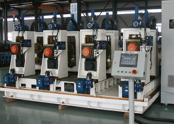Ταχύτητα 0-80m/min Πλήρως αυτόματη κρύα κάμψη 30x50mm Erw Welded Pipe Mill Machine