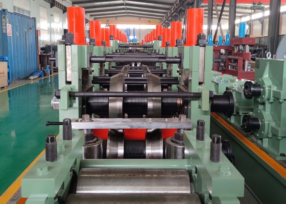 Ρυθμίσιμο μέγεθος 114-219mm Χάλυβα Square Tube Mill Max 120mM/Min ταχύτητα
