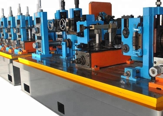 440V Carbon Steel 90m/Min 5.0mm Σιδηροτροφική Μηχανή Σιδηροτροφική Γραμμή Παραγωγής Σιδηροτροφών