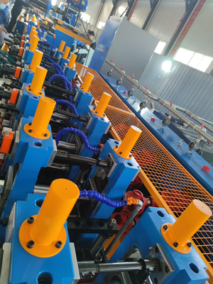 Αυτόματο ERW Pipe Mill For Square Pipe 40x40mm