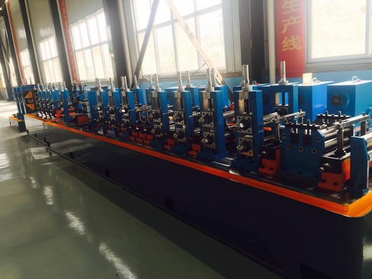 Ζυγισμένο χάλυβα ERW Hf Tube Mill Line Μπλε χρώμα εξοικονόμηση ενέργειας 120m / min ταχύτητα λειτουργίας