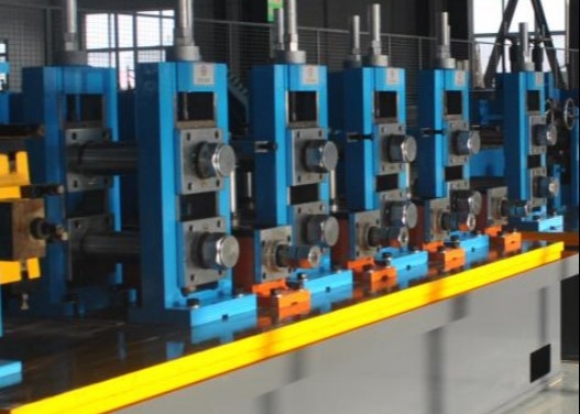 Κυλινδρικός μύλος 38.1mm υψηλής συχνότητας HF κατασκευής ενωμένη στενά γραμμή παραγωγής σωλήνων