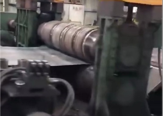 χάλυβας 18mm *2000mm που σκίζει την τέμνουσα ταχύτητα 0-40m/Min μηχανών